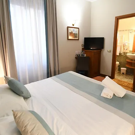 Cavour 3*