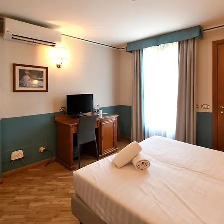 カブール ホテル