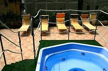 Ξενοδοχείο Cavour 3*