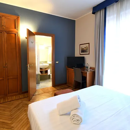 Hotel Cavour 3*