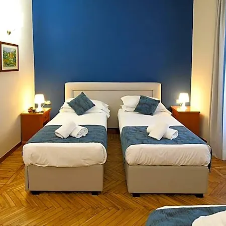Cavour Hotel 3*