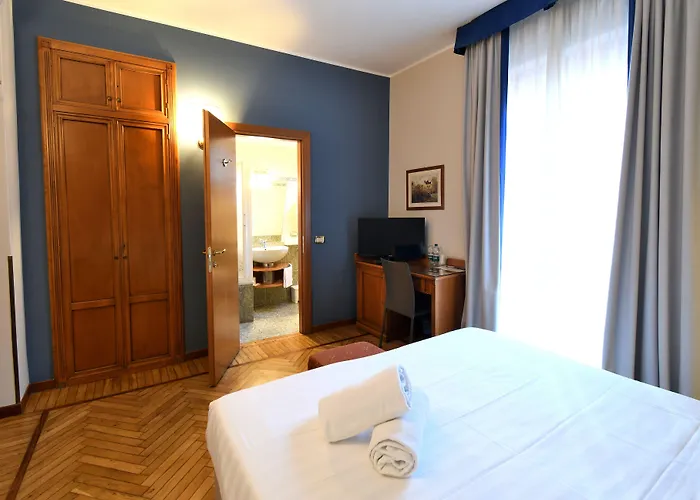 Hotel Cavour 3*